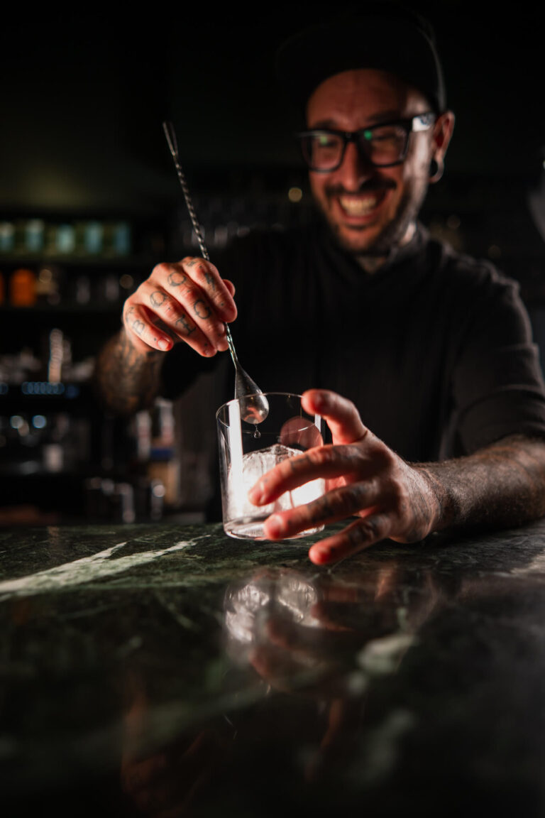 Restaurant-Xin-Rotterdam-Bartender